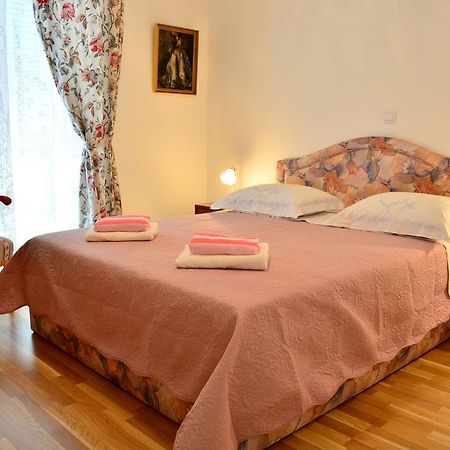 Apartments M&B Podstrana Kültér fotó