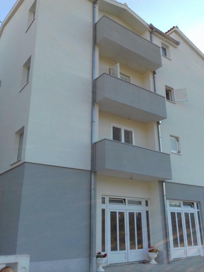 Apartments M&B Podstrana Kültér fotó